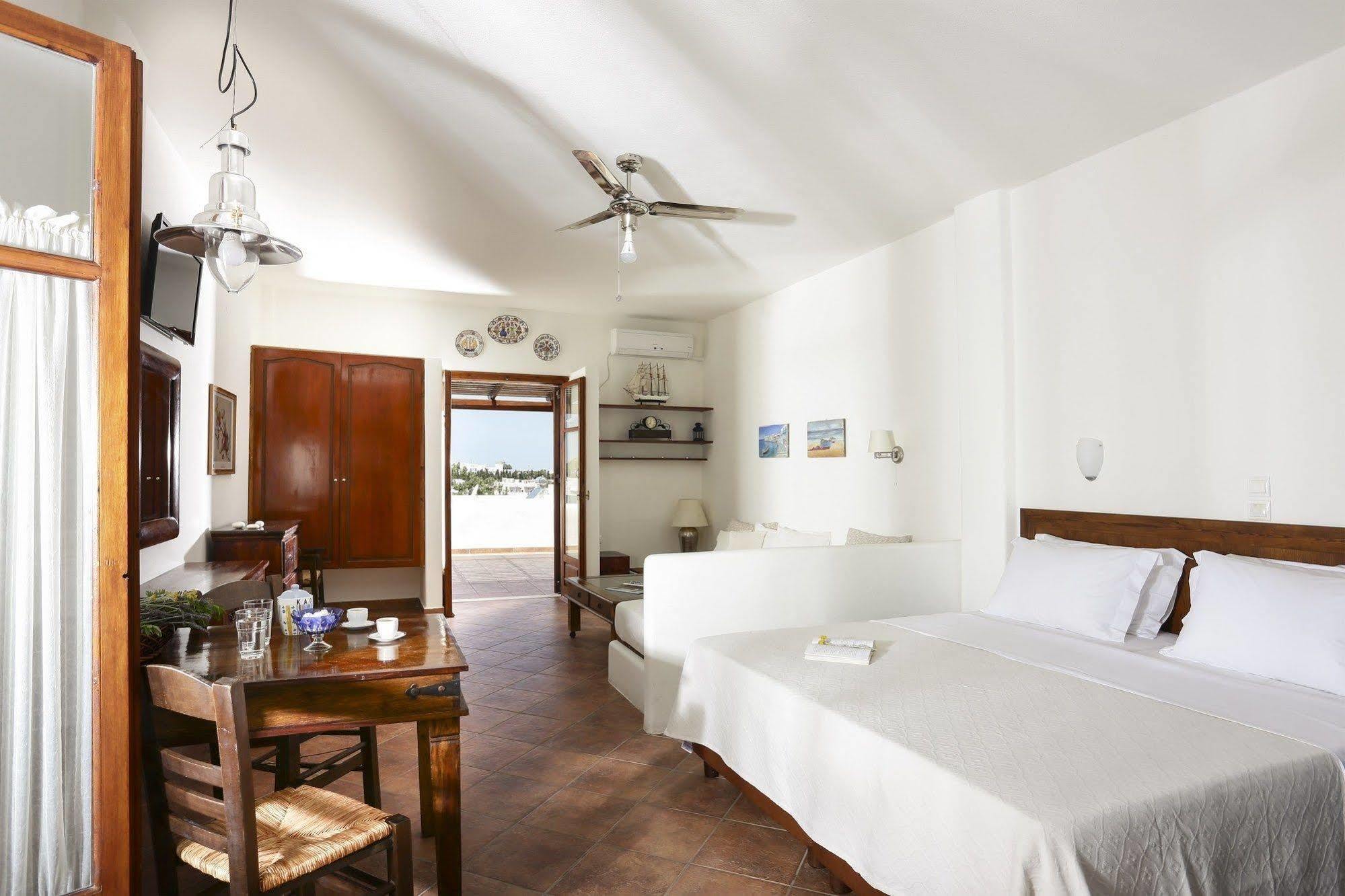 9 Muses - Paros Aparthotel Kültér fotó